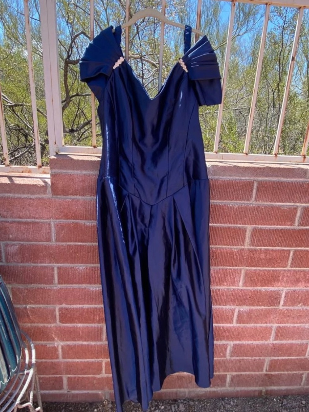 Elegant Navy Blue Off-Shoulder Evening Dress